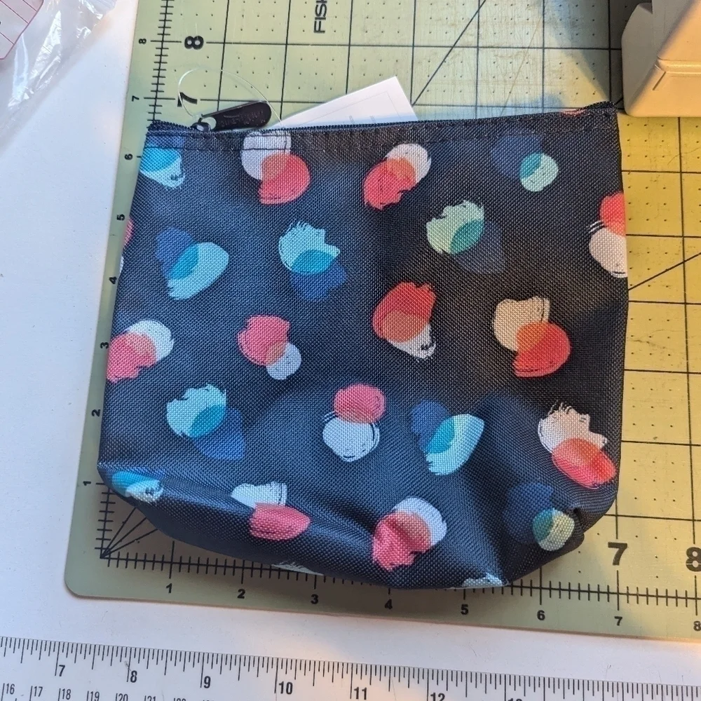 New 31 snack and go pouch